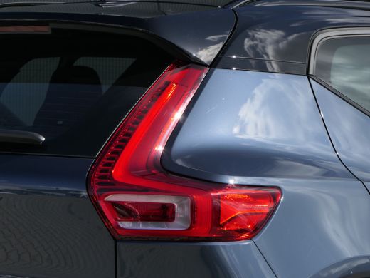 Volvo  EX40 Single Motor Extended Range Ultra Black Ed. 82 kWh | Pixel LED | Panoramadak | 360 Camera | Stoel... ActivLease financial lease
