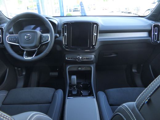Volvo  EX40 Single Motor Extended Range Ultra Black Ed. 82 kWh | Pixel LED | Panoramadak | 360 Camera | Stoel... ActivLease financial lease
