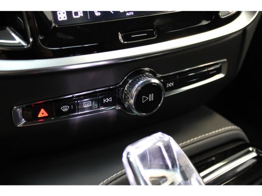Volvo  V60 HEICO T6 350PK Ultimate Dark | Full Option |  B&W Audio | 360 Camera | 20'' Polestar Velgen ActivLease financial lease