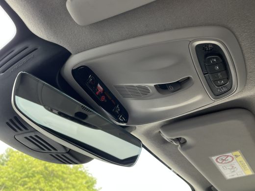 Volvo  XC40 1.5 T4 Recharge Inscription Expression | Panoramadak | Camera | DAB | Cruise Control | ActivLease financial lease
