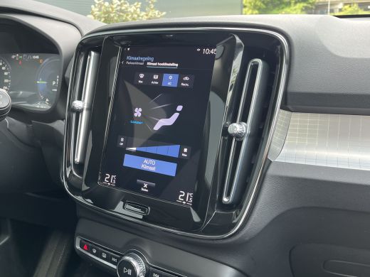 Volvo  XC40 1.5 T4 Recharge Inscription Expression | Panoramadak | Camera | DAB | Cruise Control | ActivLease financial lease