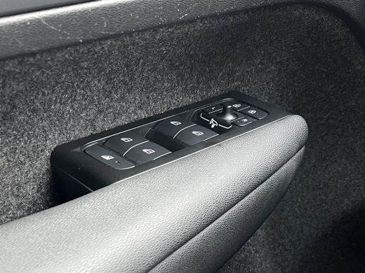 Volvo  XC40 1.5 T4 Recharge Inscription Expression | Panoramadak | Camera | DAB | Cruise Control | ActivLease financial lease