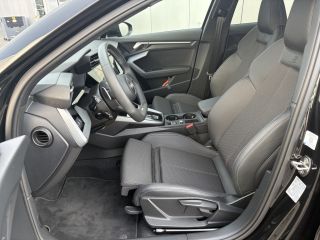 Audi A3 Limousine 30 TFSI S edition Adaptive Cruise control | Sportstoelen | Optiekpakket zwart | Hill Ho...
