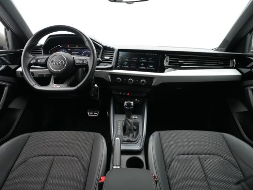 Audi A1 Sportback 25 TFSI 95pk S-tronic S-line 17" lm LED Navigatie via App Leer/stof 100 ActivLease financial lease