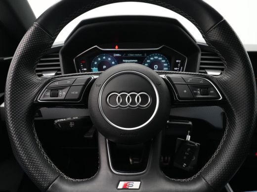 Audi A1 Sportback 25 TFSI 95pk S-tronic S-line 17" lm LED Navigatie via App Leer/stof 100 ActivLease financial lease