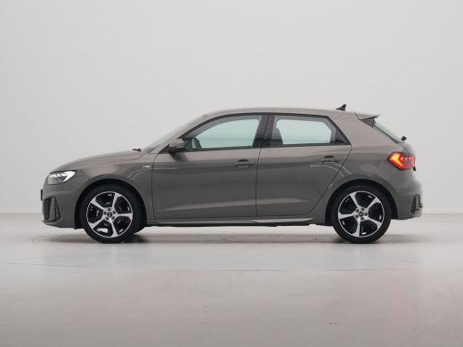 Audi A1 Sportback 25 TFSI 95pk S-tronic S-line 17" lm LED Navigatie via App Leer/stof 100 ActivLease financial lease