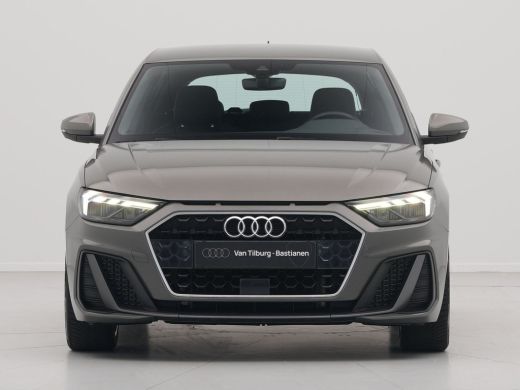 Audi A1 Sportback 25 TFSI 95pk S-tronic S-line 17" lm LED Navigatie via App Leer/stof 100 ActivLease financial lease