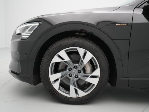 Audi e-tron e-tron 55 quattro 361pk advanced S-Line 95 kWh Navigatie Camera Stoelverwarming Side assist B&O 6 ActivLease financial lease