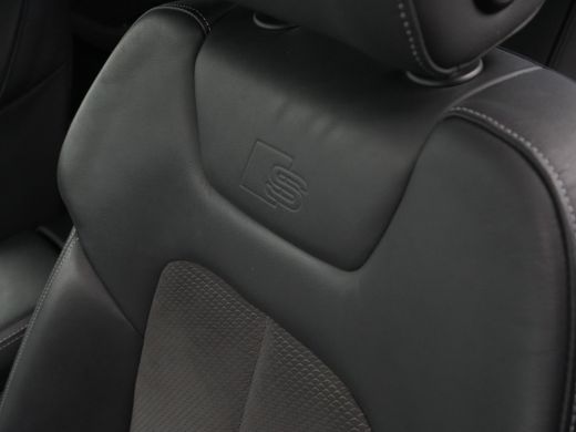 Audi e-tron e-tron 55 quattro 361pk advanced S-Line 95 kWh Navigatie Camera Stoelverwarming Side assist B&O 6 ActivLease financial lease