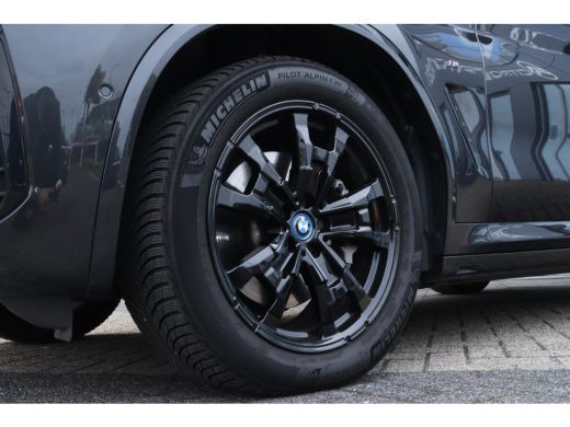 BMW iX3 High Executive 80 kWh | Adaptieve Cruise | Pano | Trekhaak | Harman & Kardon | HUD | 360' Camera ... ActivLease financial lease