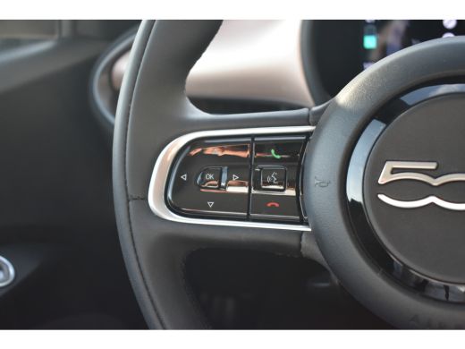 Fiat 500 Urban 42 kWh | Pack Style & Comfort | Achteruitrijcamera | Stoelverwarming | Dodehoek-Detectie | ... ActivLease financial lease