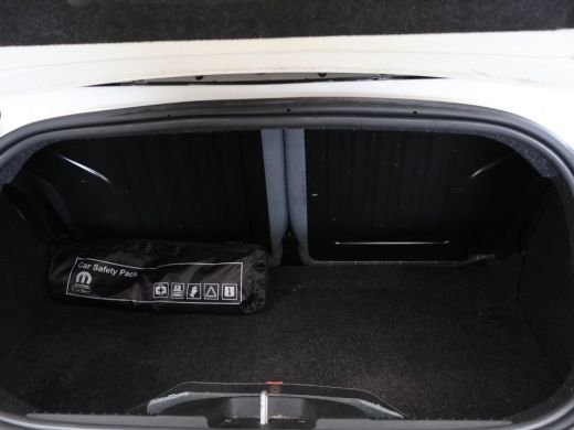 Fiat 500C 0.9 TURBO LOUNGE + APPLE CARPLAY | CRUISE CONTROL | NAVIGATIE | DAB+ ActivLease financial lease