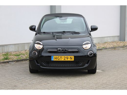 Fiat 500C Cabrio/elektrisch Icon 24 kWh / Cabrio / Navigatie / Voorstoelen Verwarmd / Bluetooth / Cruise Co... ActivLease financial lease