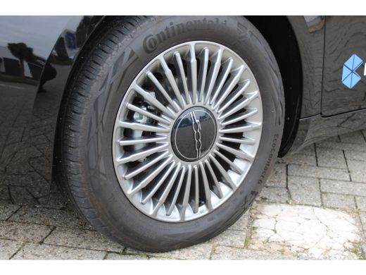 Fiat 500C Cabrio/elektrisch Icon 24 kWh / Cabrio / Navigatie / Voorstoelen Verwarmd / Bluetooth / Cruise Co... ActivLease financial lease