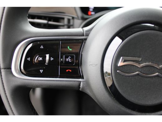 Fiat 500C Cabrio/elektrisch Icon 24 kWh / Cabrio / Navigatie / Voorstoelen Verwarmd / Bluetooth / Cruise Co... ActivLease financial lease