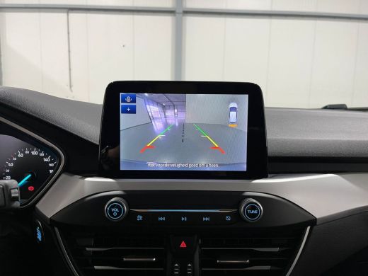 Ford Focus 1.0 EcoBoost Trend Edition Business| Stuur/stoel/voorruit verwarming | Camera | Apple Carplay/And... ActivLease financial lease