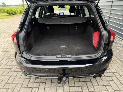 Ford FOCUS Wagon 1.5 EcoBoost ST Line Automaat Carplay Trekhaak ActivLease financial lease
