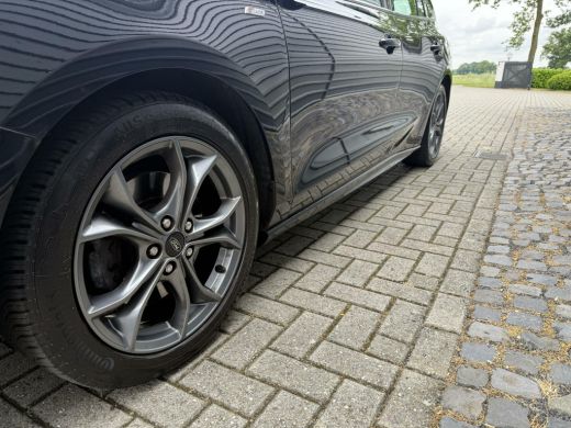 Ford FOCUS Wagon 1.5 EcoBoost ST Line Automaat Carplay Trekhaak ActivLease financial lease