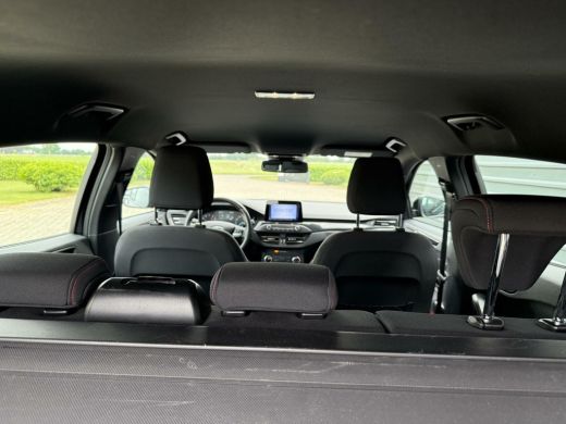 Ford FOCUS Wagon 1.5 EcoBoost ST Line Automaat Carplay Trekhaak ActivLease financial lease