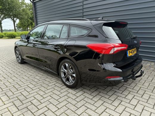 Ford FOCUS Wagon 1.5 EcoBoost ST Line Automaat Carplay Trekhaak ActivLease financial lease