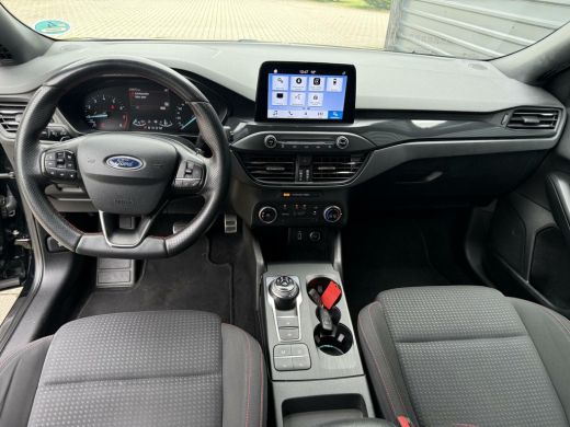 Ford FOCUS Wagon 1.5 EcoBoost ST Line Automaat Carplay Trekhaak ActivLease financial lease