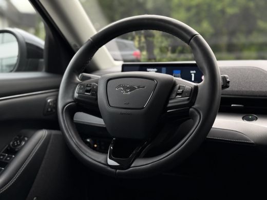 Ford Mustang Mach-E Mach-E 75kWh | Trekhaak | Bang & Olufssen | 360 Camera | Panorama | ActivLease financial lease