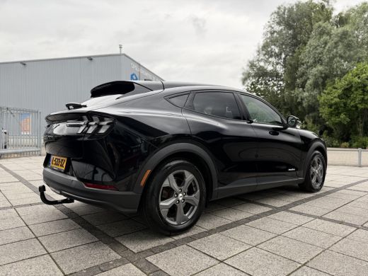 Ford Mustang Mach-E Mach-E 75kWh | Trekhaak | Bang & Olufssen | 360 Camera | Panorama | ActivLease financial lease