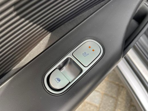 Hyundai IONIQ 6 77.4 kWh 229pk Connect | Carplay | Camera | Climate | Keyless | Navigatie | Full Led | Elek. Klep... ActivLease financial lease