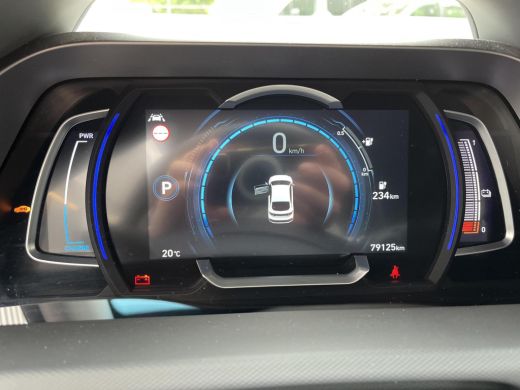 Hyundai IONIQ Comfort EV 38 kWh | 3 JAAR GARANTIE | Navigatie | Rijklaarprijs! | ActivLease financial lease