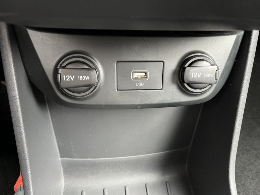 Hyundai IONIQ Comfort EV 38 kWh | 3 JAAR GARANTIE | Navigatie | Rijklaarprijs! | ActivLease financial lease