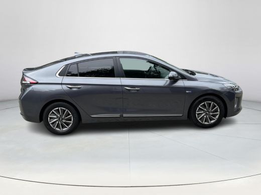 Hyundai IONIQ Comfort EV 38 kWh | 3 JAAR GARANTIE | Navigatie | Rijklaarprijs! | ActivLease financial lease