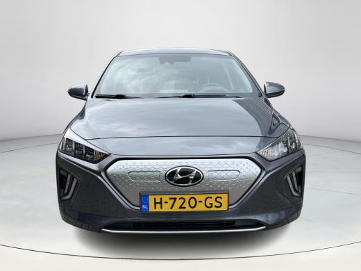 Hyundai IONIQ Comfort EV 38 kWh | 3 JAAR GARANTIE | Navigatie | Rijklaarprijs! | ActivLease financial lease