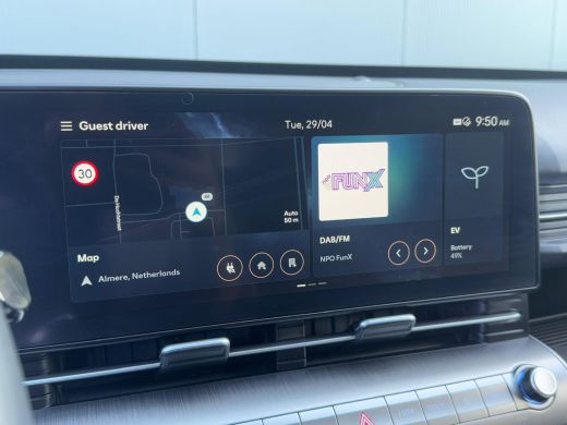 Hyundai Kona 65.4 kWh 217pk Comfort Smart | Carplay | Camera | Climate | Keyless | Navigatie | Full Led | Elek... ActivLease financial lease