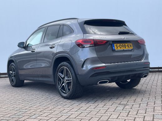 Mercedes GLA 250 e AMG-Line PHEV Carplay Cam Sfeerverl Led Voorklimatisering Uitstraling! ActivLease financial lease