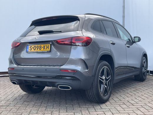 Mercedes GLA 250 e AMG-Line PHEV Carplay Cam Sfeerverl Led Voorklimatisering Uitstraling! ActivLease financial lease