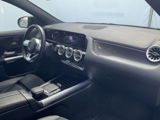 Mercedes GLA 250 e AMG-Line PHEV Carplay Cam Sfeerverl Led Voorklimatisering Uitstraling! ActivLease financial lease