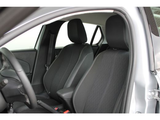 Opel Corsa 1.2 Level 3 ActivLease financial lease