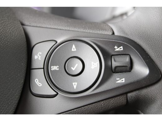 Opel Corsa 1.2 Level 3 ActivLease financial lease