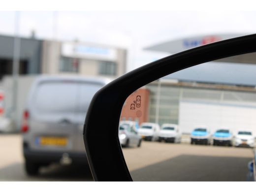 Opel Grandland 1.6 Turbo Hybrid 4x4 Ultimate | Afwijkende dakkleur | Cruise control adaptief met Stop&Go | DAB o... ActivLease financial lease