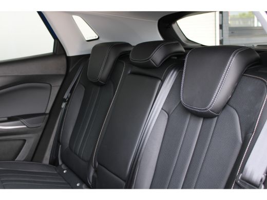 Opel Grandland 1.6 Turbo Hybrid 4x4 Ultimate | Afwijkende dakkleur | Cruise control adaptief met Stop&Go | DAB o... ActivLease financial lease