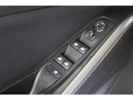 Opel Grandland 1.6 Turbo Hybrid 4x4 Ultimate | Afwijkende dakkleur | Cruise control adaptief met Stop&Go | DAB o... ActivLease financial lease