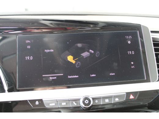 Opel Grandland 1.6 Turbo Hybrid 4x4 Ultimate | Afwijkende dakkleur | Cruise control adaptief met Stop&Go | DAB o... ActivLease financial lease