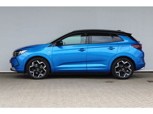 Opel Grandland 1.6 Turbo Hybrid 4x4 Ultimate | Afwijkende dakkleur | Cruise control adaptief met Stop&Go | DAB o... ActivLease financial lease