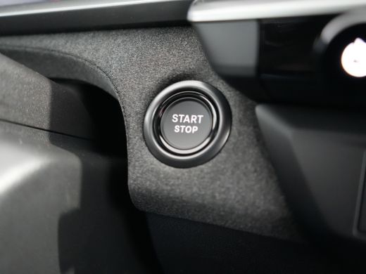 Opel Grandland GS, | Donker getinte ramen achter | Draadloze telefoonlader (Inductie) | Elektronische klimaatreg... ActivLease financial lease