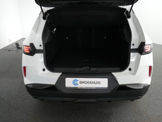 Opel Grandland GS, | Donker getinte ramen achter | Draadloze telefoonlader (Inductie) | Elektronische klimaatreg... ActivLease financial lease