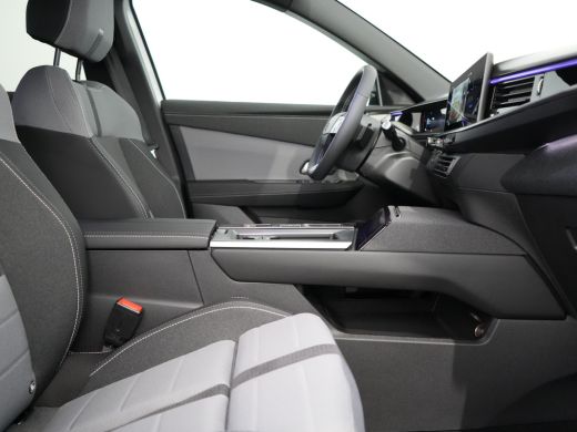 Opel Grandland GS, | Donker getinte ramen achter | Draadloze telefoonlader (Inductie) | Elektronische klimaatreg... ActivLease financial lease