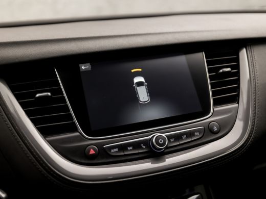 Opel Grandland X 1.2 Turbo Business+ (APPLE CARPLAY, GROOT NAVI, STUUR/STOELVERWARMING, LEDER, SPORTSTOELEN, GETIN... ActivLease financial lease