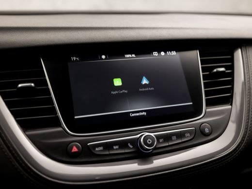 Opel Grandland X 1.2 Turbo Business+ (APPLE CARPLAY, GROOT NAVI, STUUR/STOELVERWARMING, LEDER, SPORTSTOELEN, GETIN... ActivLease financial lease