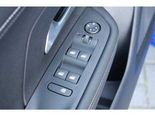 Opel Mokka 1.2 TURBO HYBRID 136PK ULTIMATE AUTOMAAT / NAVI / LEDER / CLIMA / LED-MATRIX / PDC / CAMERA /  18... ActivLease financial lease