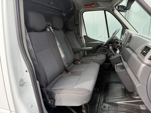 Opel Movano 2.3 CDTI 150 PK AUTOMAAT / L2H2 / MOOIE INRICHTING !! / IMPERIAAL / AIRCO / CRUISE / 3-ZITS ActivLease financial lease